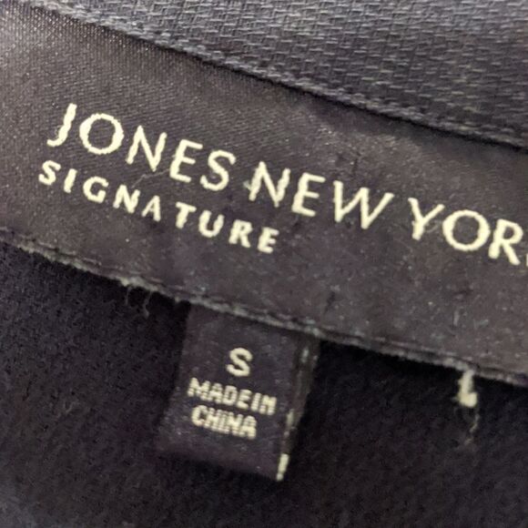 💜5/$25 SMALL 100% cotton button down blouse Jones New York navy blue - Picture 4 of 5